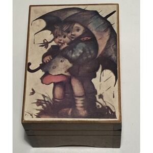 Vintage Fuji Japan Wooden Music Box Love Story Romantic Umbrella Scene Wind Up